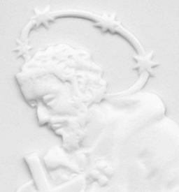 Aufnahme von einer Plastik mit dem Konterfei des Heiligen Johann